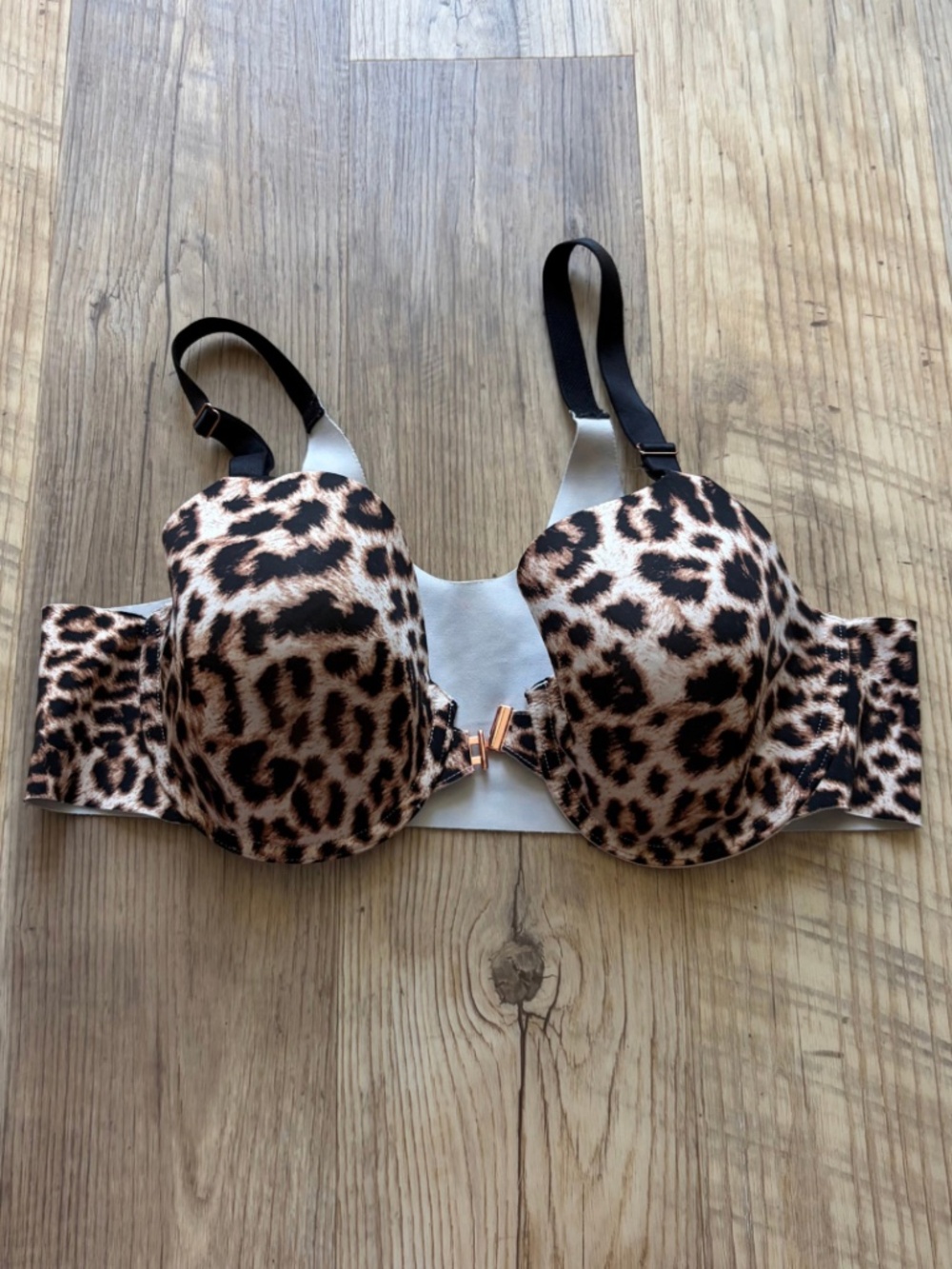 Soma Vanishing 360 Divine Leopard Mini Nude Ladies Bra